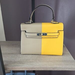 Popular Casaque Style Handbag
